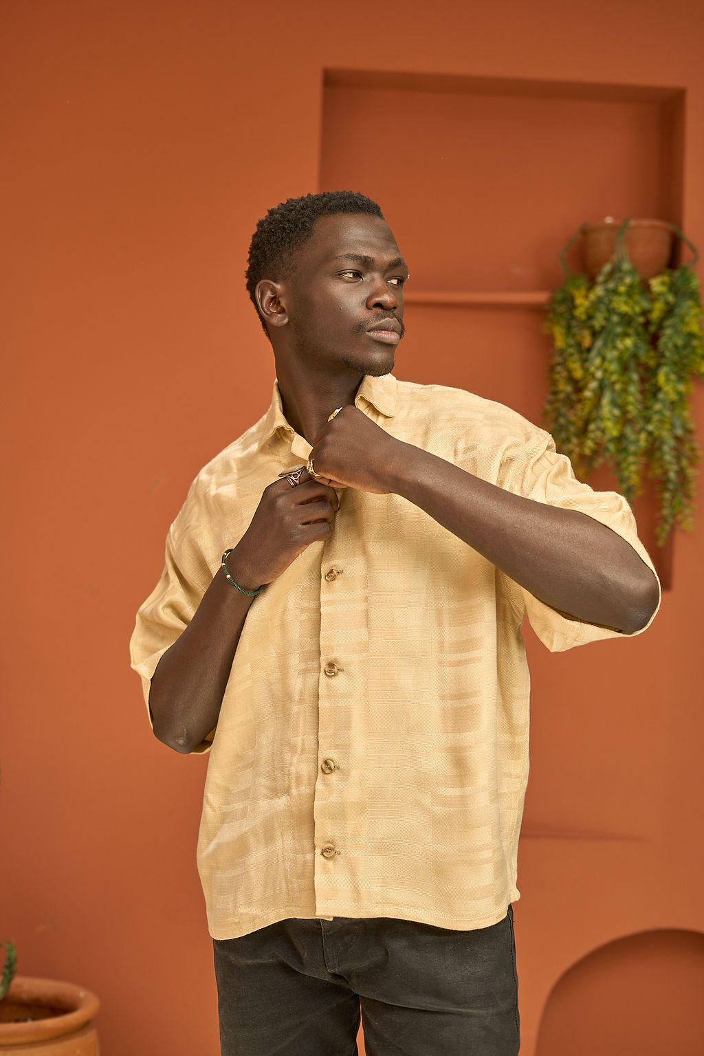 2.25 Thuku Shirt Gold